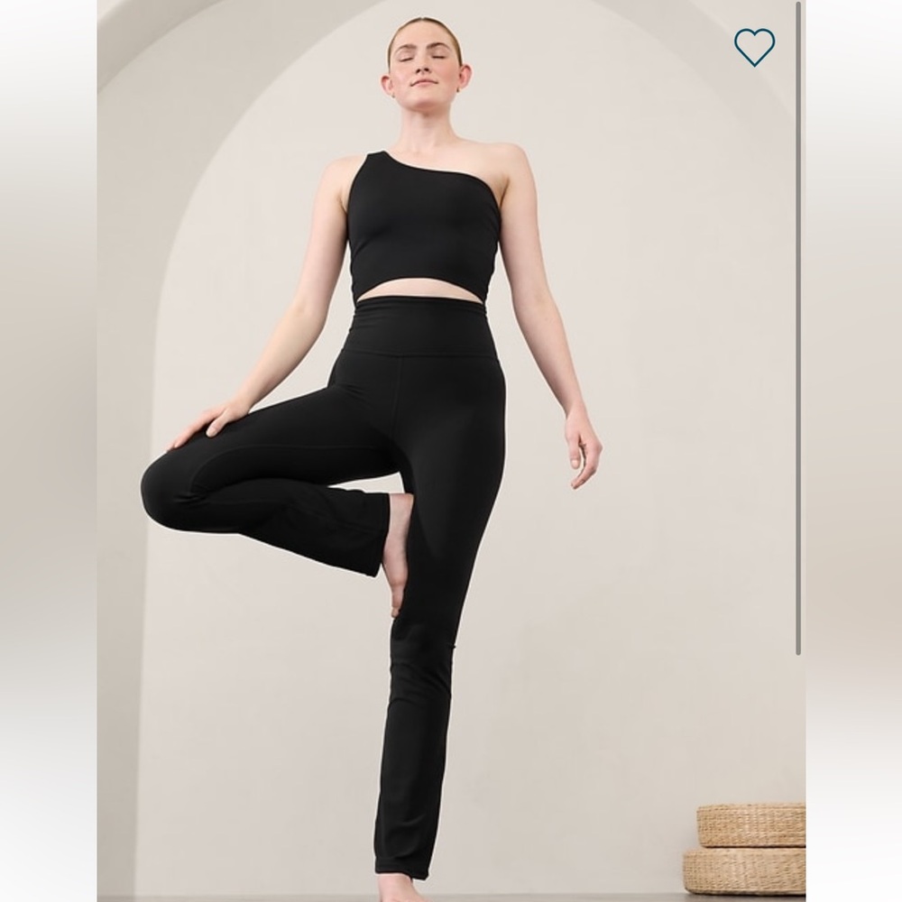 Athleta ELATION ULTRA HIGH RISE STRAIGHT LEG PANT // Black #981680